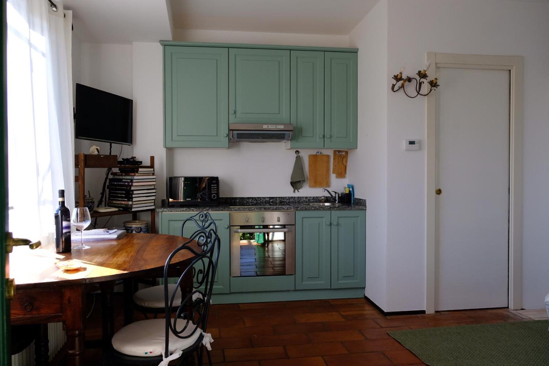 Garden Apartment Lesa Bagian luar foto